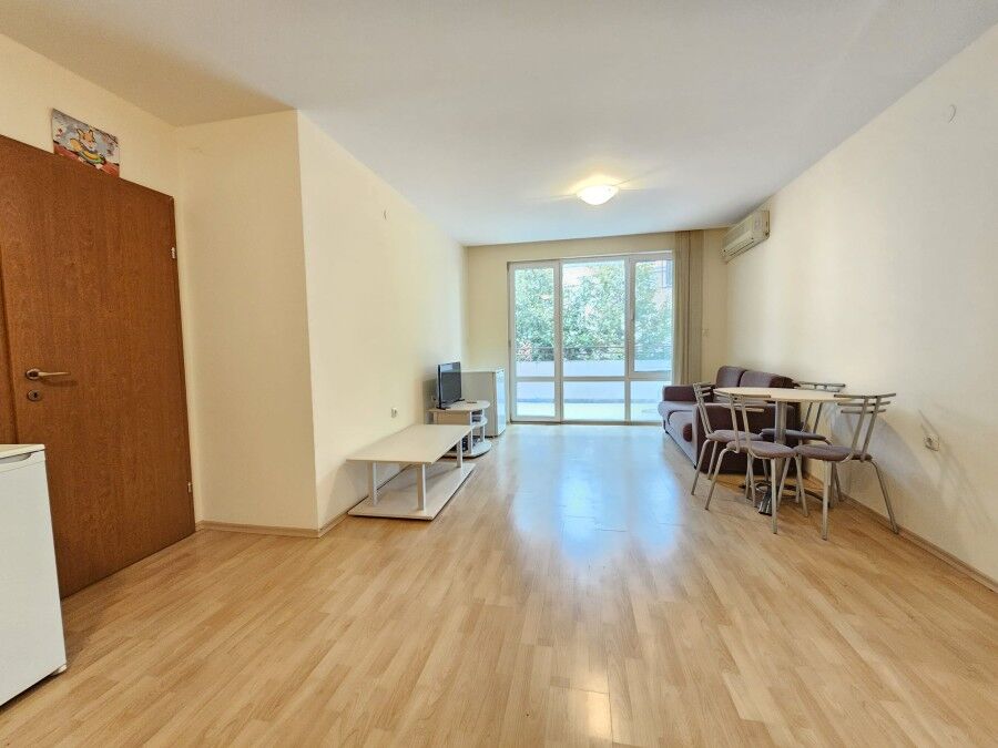 Modern 1-Bed Apartment in Elenite Resort Spacious 1-bedroom apartment with sea view in Privilege Fort, Elenite Resort.