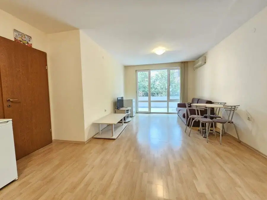 Spacious 1-bedroom apartment with sea view in Privilege Fort, Elenite Resort.