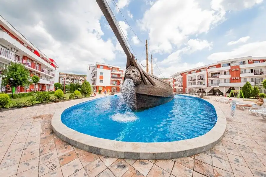 Beautiful fountain with ship sculpture at Privilege Fort, Elenite Resort.