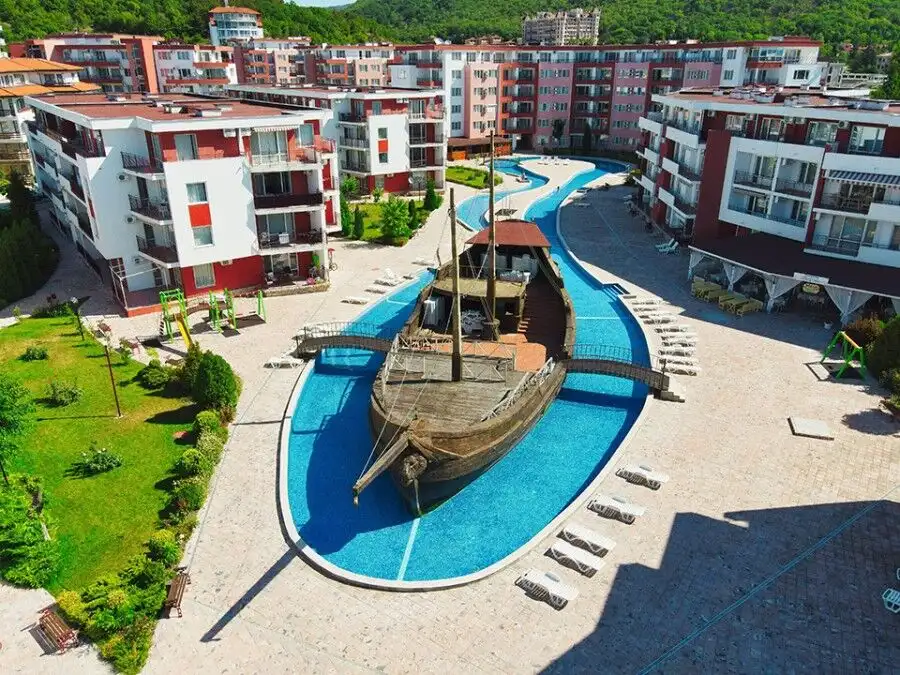 Modern seaside apartment with pirate ship pool in Privilege Fort, Elenite Resort. Perfect for beach.