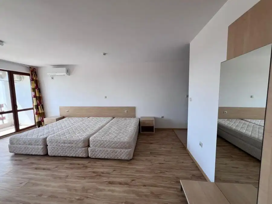 Bright studio apartment with 60 sq.m. space in Gardenia Hills near Sunny Beach. Modern furnishings a.