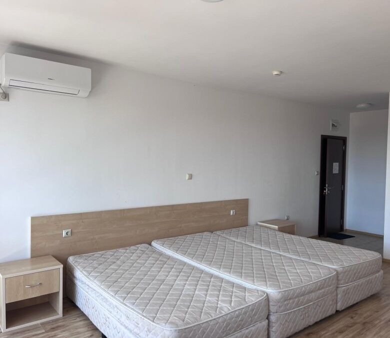 Modern studio apartment with 60 sq.m. space in Gardenia Hills near Sunny Beach.