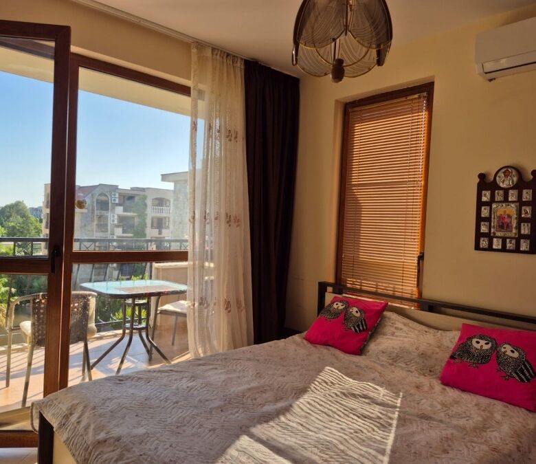 Comfortable 1-bedroom apartment with pool views in Cascadas Family Resort, Sunny Beach. Perfect for.