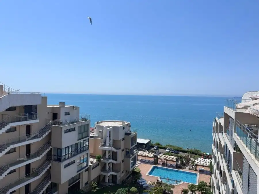 Modern 1-bedroom apartment with sea views in Dolce Vita 2, Sveti Vlas, just 50m from the beach.