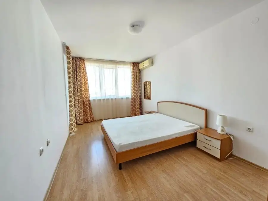 Line 1-bedroom apartment with sea views in Riviera Fort, Ravda, 78 sq.m.