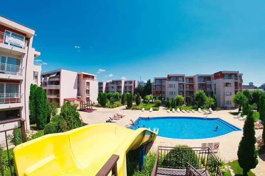 Furnished studio with 2 balconies in Nessebar Fort Club, 54 sq.m., ideal for comfortable living or i.