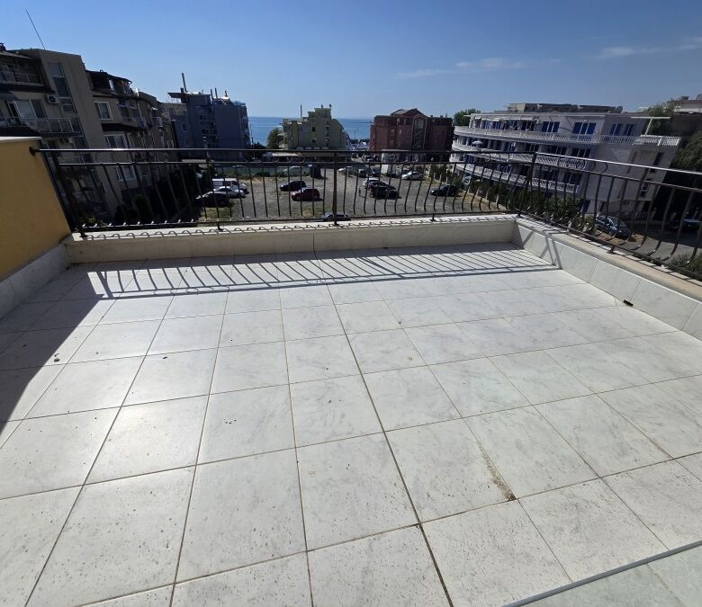 Large terrace of a top-floor apartment with sea views in Amoto, Nessebar.