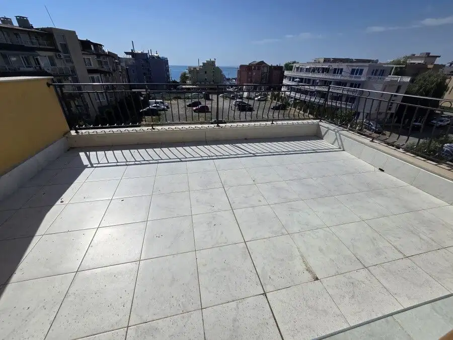 Large terrace of a top-floor apartment with sea views in Amoto, Nessebar.