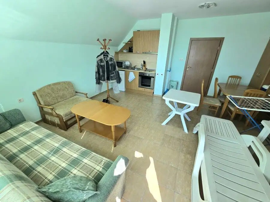 Comfortable 1-bedroom apartment with large terrace and sea views in Amoto, Nessebar. Perfect for rel.