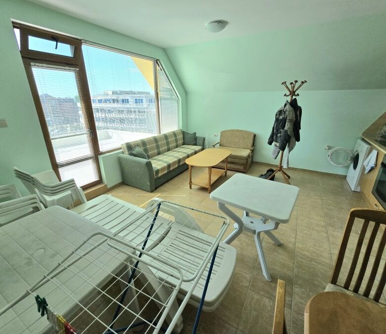 Bright 1-bedroom apartment with large terrace and sea views in Amoto, Nessebar. Perfect for relaxing.
