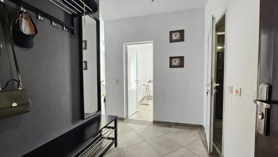 Bright 1-bedroom apartment with modern furnishings, located in Golden Day 2, just 500m from the sea.