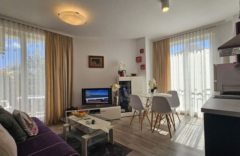 Comfortable 1-bedroom apartment with modern furnishings in Sunny Beach, just 500m from the sea.