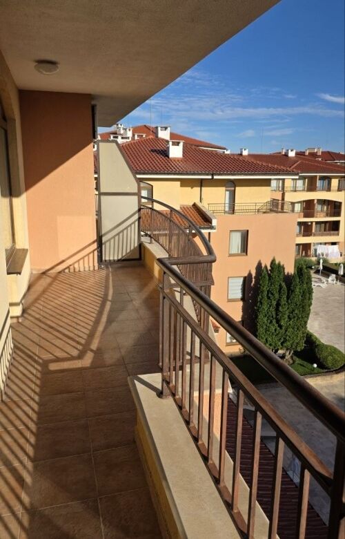 Balcony with sea views in Panorama Dreams Sveti Vlas, 65 sq.m. top-floor apartment near the sea.