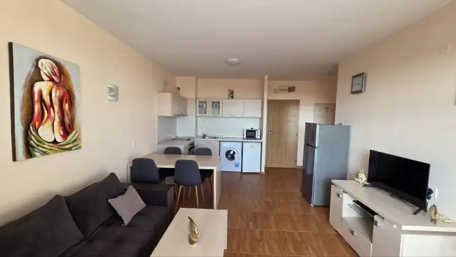 Sea view top floor apartment, 65 sq.m., in Panorama Dreams, Sveti Vlas, 100 m to the sea.