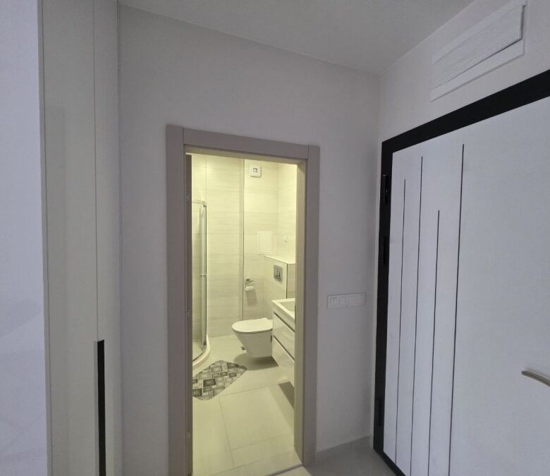 Bright 1-bedroom apartment with modern amenities in Emilia Romana Verde, Sunny Beach.