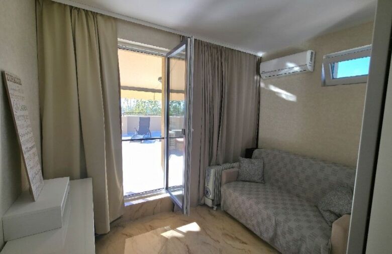 Penthouse apartment with large terrace and panoramic views in Sunny Beach.