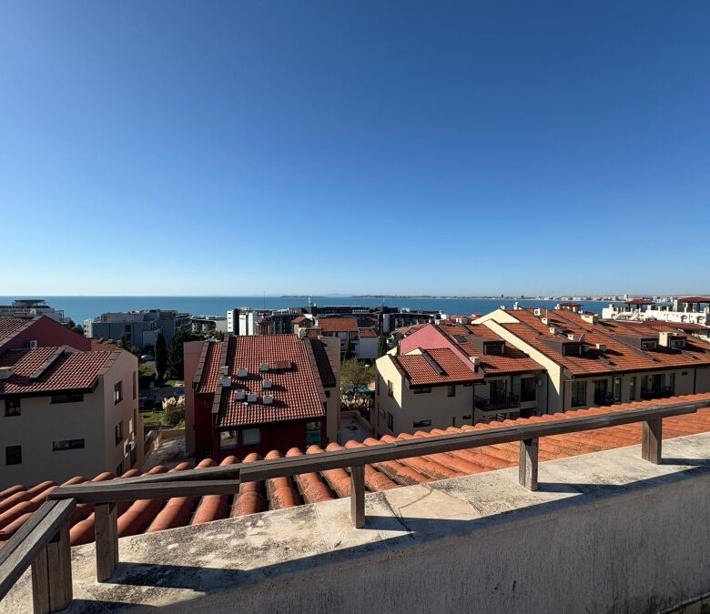 Sea and pool view studio in Panorama Bay 2, St. Vlas, 41 sq.m., close to the sea.