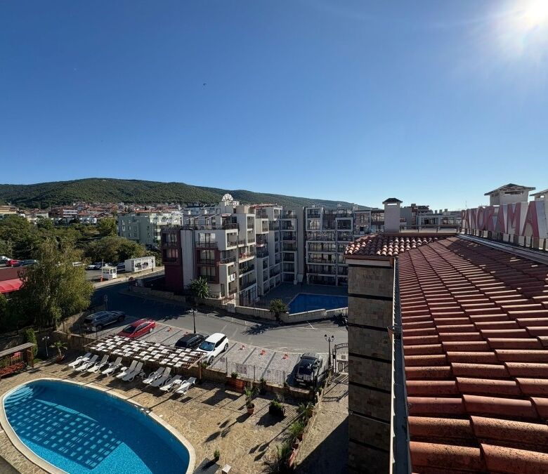 Sea and pool view studio apartment near the beach in Panorama Bay 2, St. Vlas, offering modern ameni.
