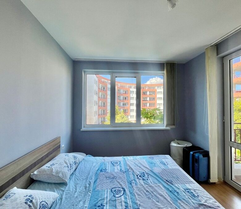 Bright 1-bedroom apartment with sea views in Riviera Fort, Ravda, 86 sq.m., first line.