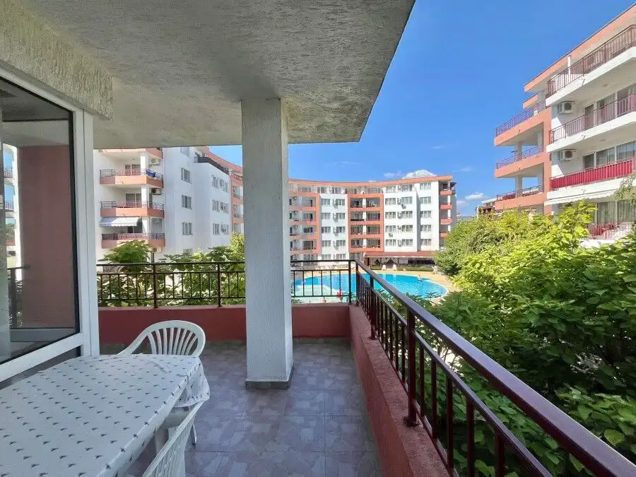 First-line 1-bedroom apartment with sea views in Riviera Fort, Ravda, 86 sq.m.