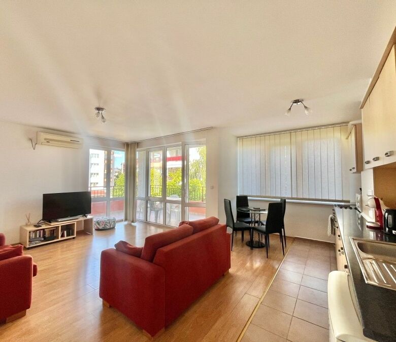 Modern 1-bedroom apartment with sea views in Riviera Fort, Ravda, 86 sq.m., first line.