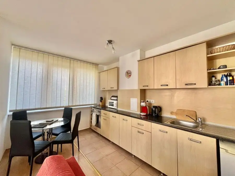 Modern kitchen in a spacious 1-bedroom apartment with sea views in Riviera Fort, Ravda.
