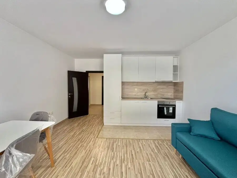 Ground floor 1-bedroom apartment in Ravda, 68 sq.m., close to the sea, with a living area, kitchen,.