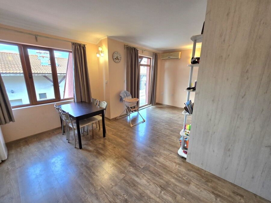 Cozy 1-Bed Apartment Near the Sea Spacious 80 sq.m. 1-bedroom apartment in Tili complex, Ravda, just 80 meters from the beach, ideal f.