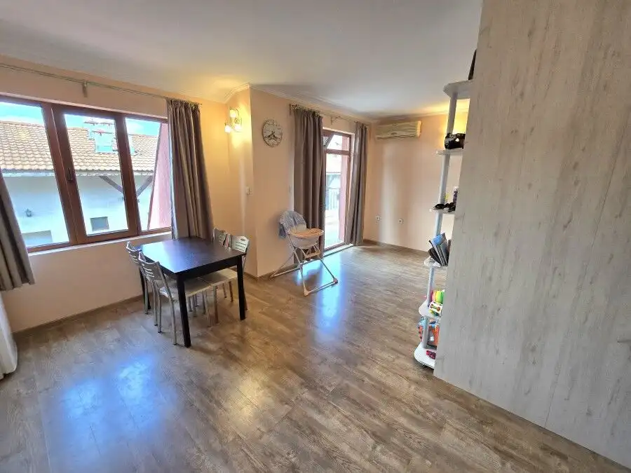 Spacious 80 sq.m. 1-bedroom apartment in Tili complex, Ravda, just 80 meters from the beach, ideal f.