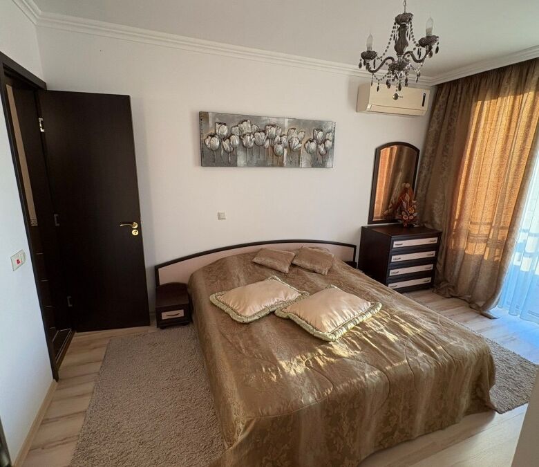 Modern bedroom with elegant decor in Olymp, Sveti Vlas, just 150m from the sea.