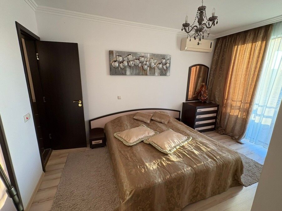 Modern bedroom in Olymp, Sveti Vlas, near the sea Modern bedroom with elegant decor in Olymp, Sveti Vlas, just 150m from the sea.