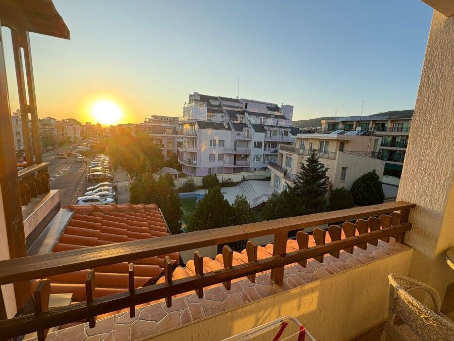 Modern 1-Bed Apartment in Sveti Vlas Bright 1-bedroom apartment in Olymp, Sveti Vlas, just 150m from the sea.