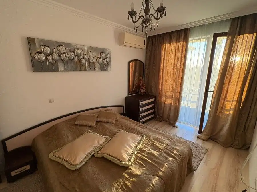 Cozy 1-bedroom apartment near the sea in Sveti Vlas, Bulgaria.
