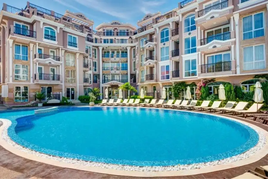 Modern 1-bedroom apartment in Izida Palace Spa complex, Sunny Beach.