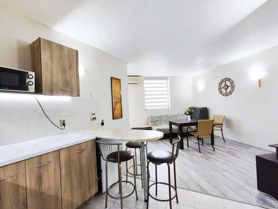 Modern 1-bedroom apartment in Semiramida Gardens, Sunny Beach, with open-plan living area and contem.