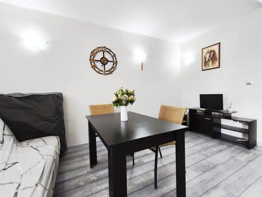 Bright renovated 1-bedroom apartment in Semiramida Gardens, Sunny Beach, with modern furnishings and.