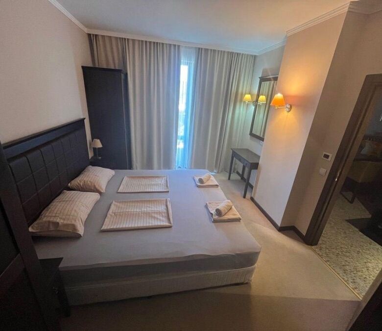 Cozy 1-bedroom apartment in Royal Beach Barcelo, Sunny Beach, 73 sq.m.