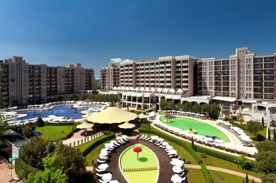 Luxury 1-bedroom apartment at Royal Beach Barcelo, Sunny Beach, with pool and garden views.