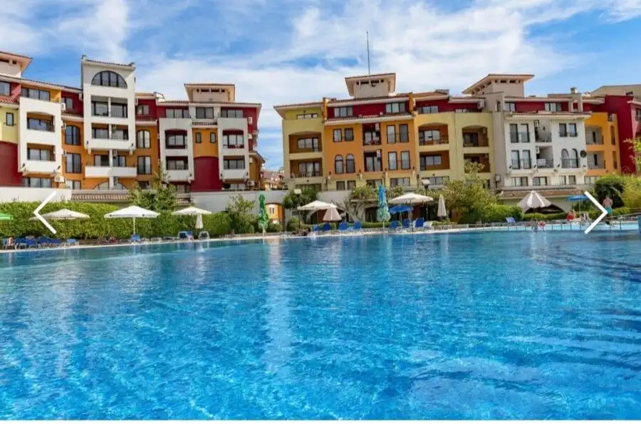 Spacious 1-bedroom sea front apartment with pool view, 86 sq.m., 2 balconies, in Marina Cape, Aheloy.