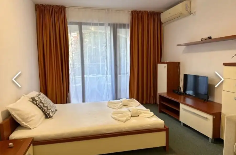 Sea view 1-bedroom apartment with balcony in Marina Cape, Aheloy.