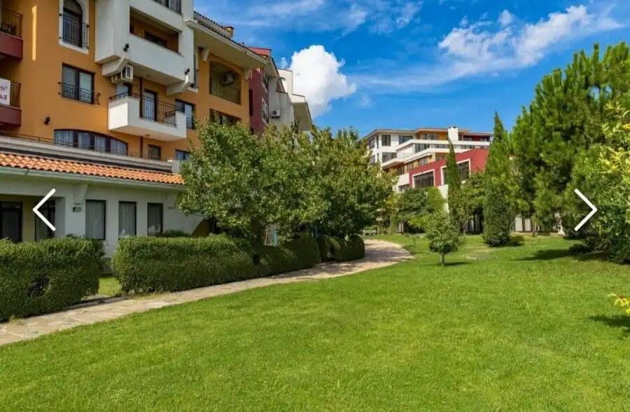 Spacious 1-bedroom sea front apartment with 86 sq.m., 2 balconies, located in Marina Cape, Aheloy.