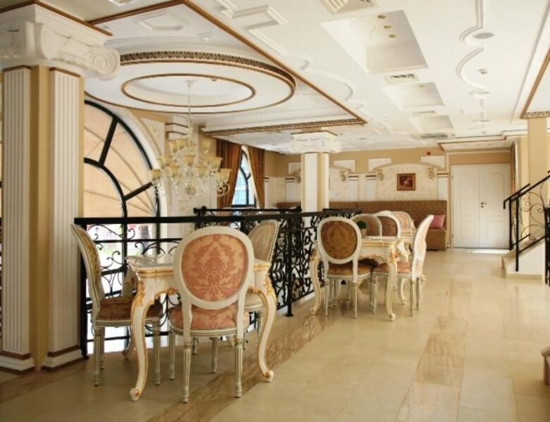 Furnished studio apartment with elegant decor in Dawn Park Deluxe spa complex, Sunny Beach.