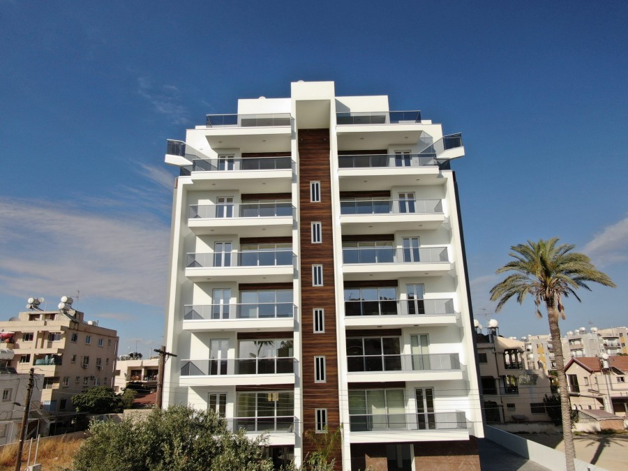 362374-apartment-for-sale-in-larnaca_full