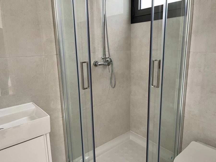 369178-apartment-for-sale-in-select-location_full