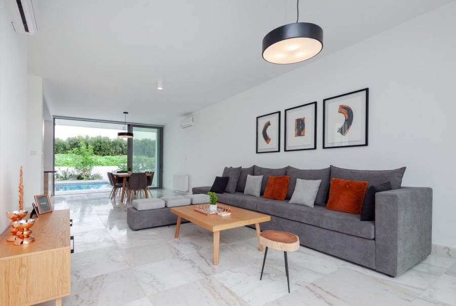 397657-detached-villa-for-sale-in-select-location_full