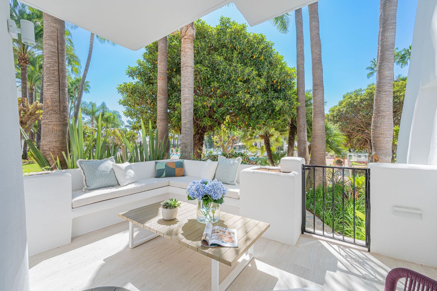 398ffdfb-dc77-4069-a870-cf01f90bd1cd