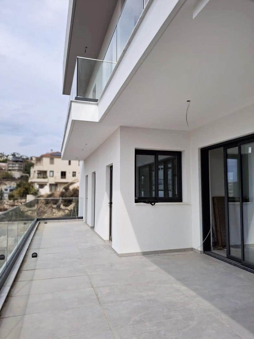 3edac44a3567bd2edf6ce297b0e854ab-copy-large