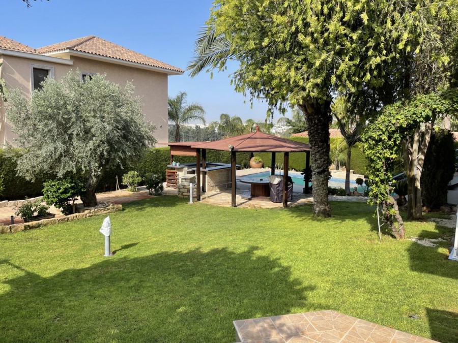 401793-detached-villa-for-sale-in-select-location_full