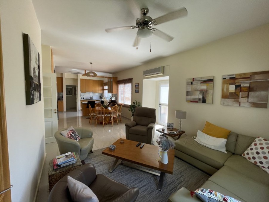 401799-detached-villa-for-sale-in-select-location_full