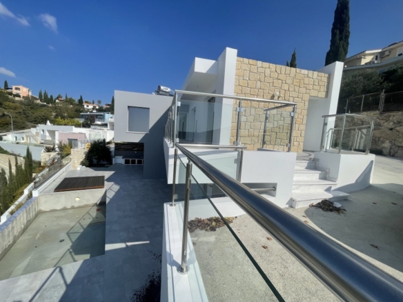 423535 detached villa for sale in select location full